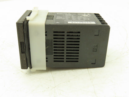 Keyence TF4-10 Temperature Controller 120/240VAC 1Ph In