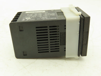 Keyence TF4-10 Temperature Controller 120/240VAC 1Ph In