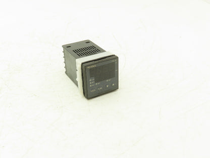 Keyence TF4-10 Temperature Controller 120/240VAC 1Ph In