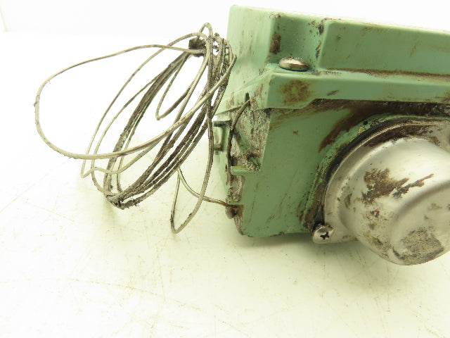 Barksdale THR-L2S-10X-Q10 Temperature Switch 125/250/480VAC 25-325°F