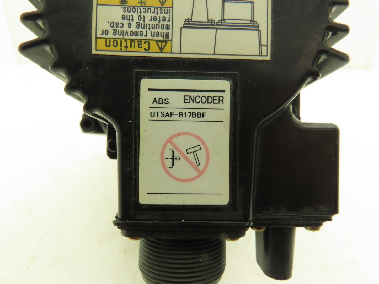 Yaskawa Electric SGMGH-13A2A-YR52 AC Servo Motor 1300W 8.34N-m 1500rpm 200V