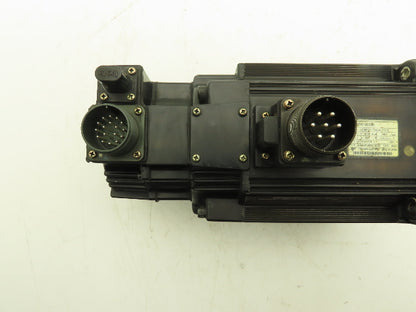 Yaskawa Electric SGMGH-13A2A-YR52 AC Servo Motor 1300W 8.34N-m 1500rpm 200V