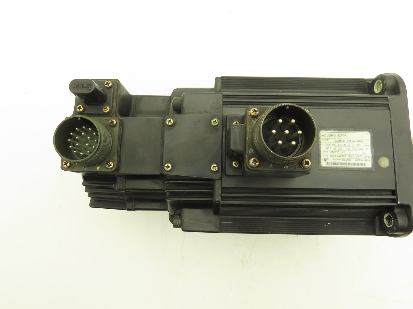 Yaskawa Electric SGMGH-13A2A-YR62 AC Servo Motor 1300W 8.34N-m 1500rpm 200V