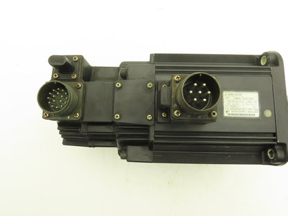Yaskawa Electric SGMGH-13A2A-YR62 AC Servo Motor 1300W 8.34N-m 1500rpm 200V