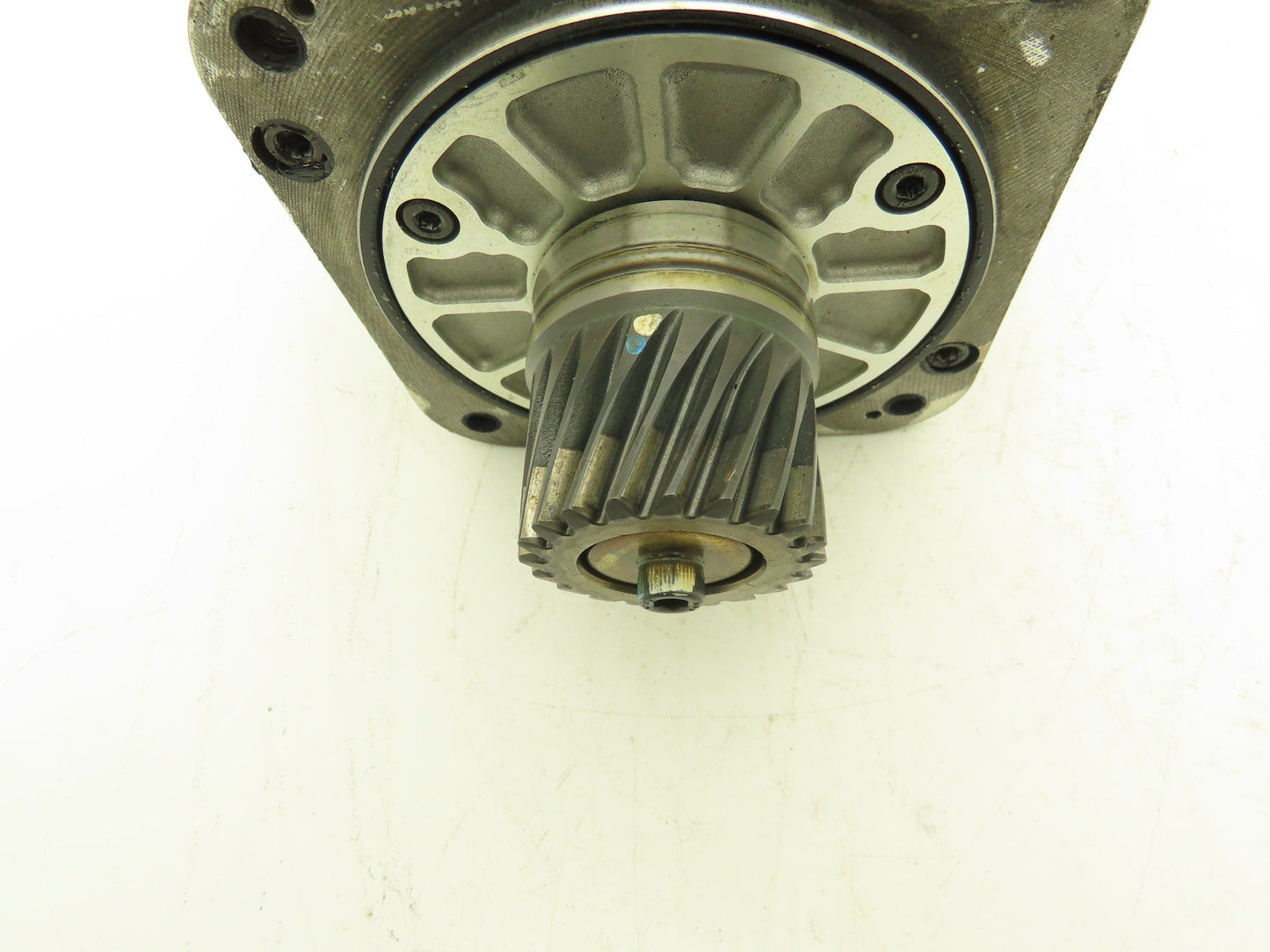 Yaskawa SGMRS-13A2A-YR11 AC Servo Motor 1300W 8.34Nm 1500 RPM 200v with Encoder