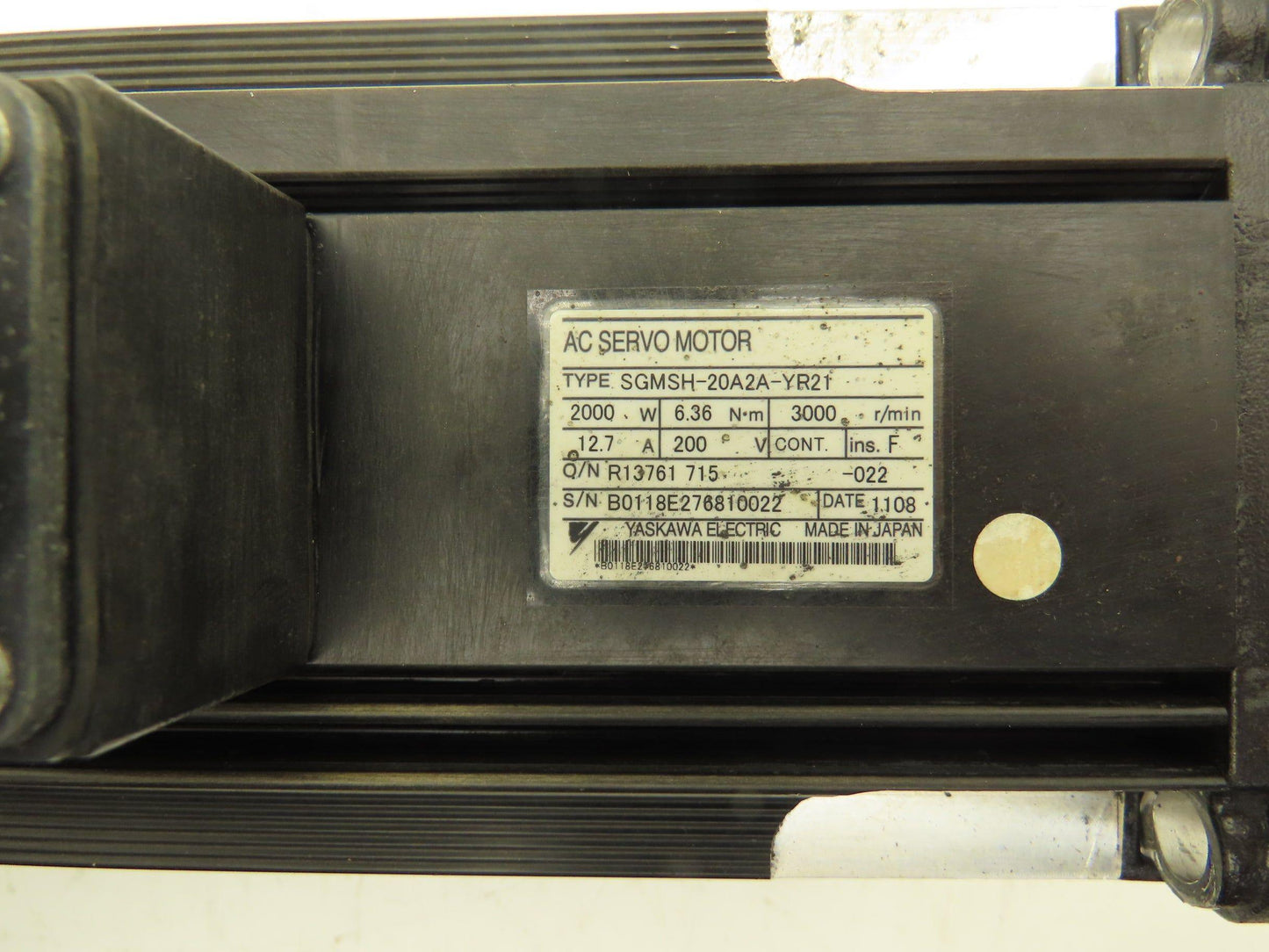 Yaskawa SGMSH-20A2A-YR21 AC Servo Motor 2000W 6.36Nm 3000 RPM 200V with Encoder