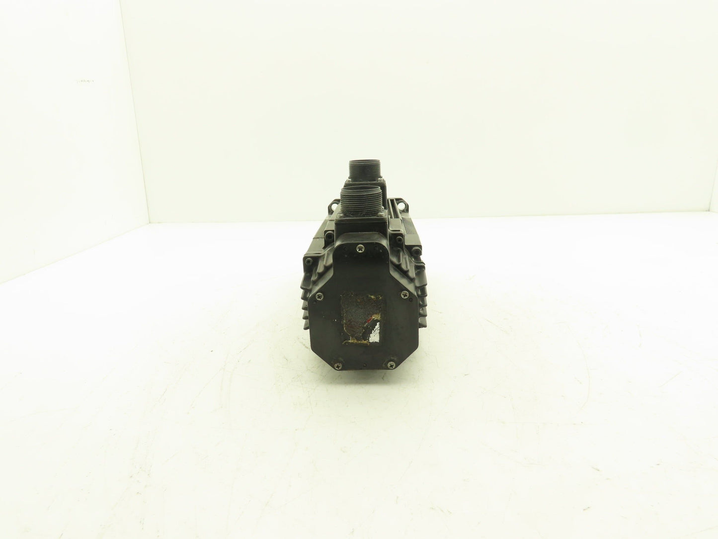 Yaskawa SGMSH-20A2A-YR21 AC Servo Motor 2000W 6.36Nm 3000 RPM 200V with Encoder