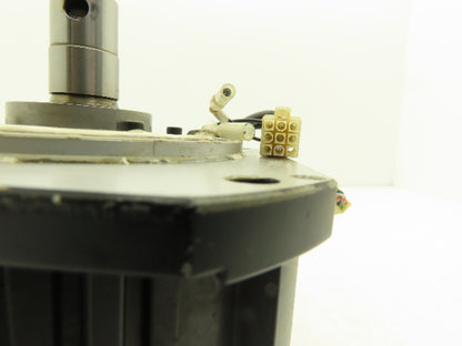 Yaskawa SGMDH-06A2A-YR24 AC Servo Motor 550W 2.63Nm 2000 RPM with Encoder