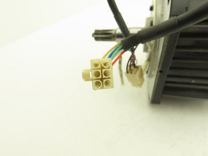 Yaskawa SGMDH-06A2A-YR24 AC Servo Motor 550W 2.63Nm 2000 RPM with Encoder