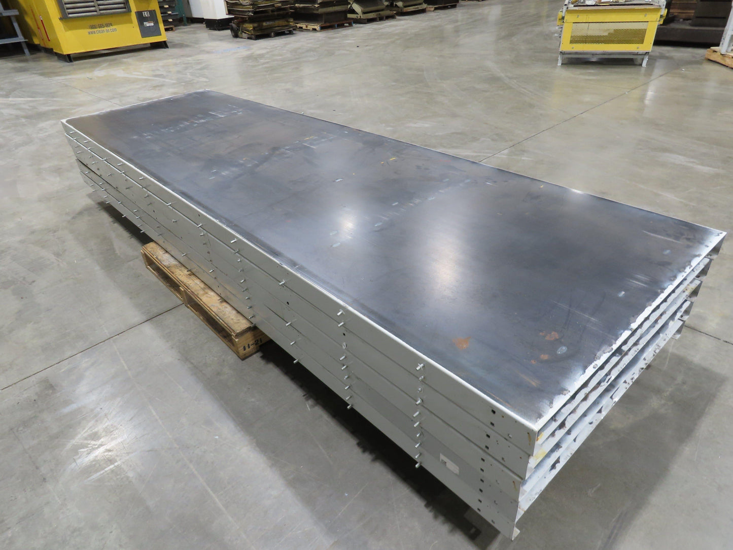 Hytrol FXG Belt Conveyor 43"x 60' White Slider Bed 12' Sections  -No Drive