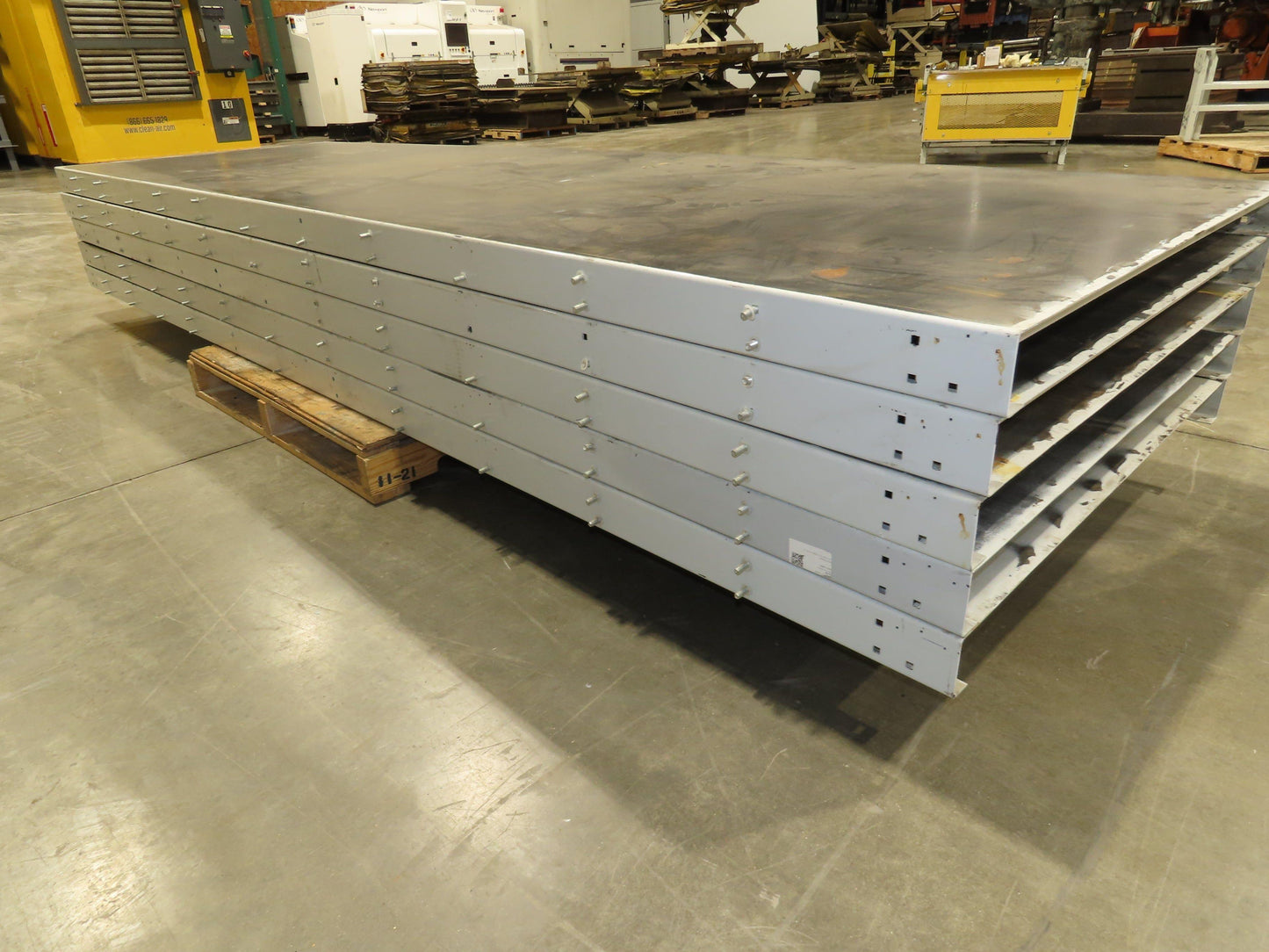 Hytrol FXG Belt Conveyor 43"x 60' White Slider Bed 12' Sections  -No Drive