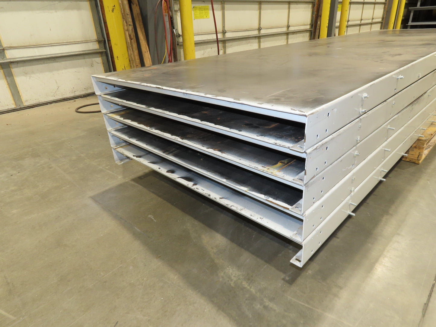 Hytrol FXG Belt Conveyor 43"x 60' White Slider Bed 12' Sections  -No Drive