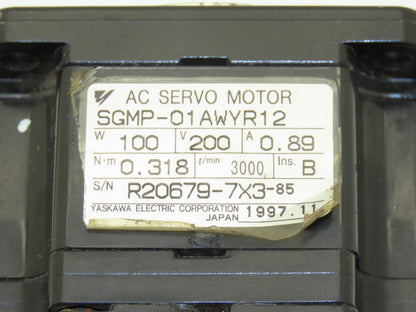 Yaskawa SGMP-01AWYR12 AC Servo Motor 100W 3000rpm 200V