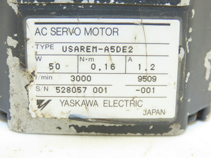 Yaskawa USAREM-A5DE2 AC Servo Motor 50W 3000rpm 1.2Amp