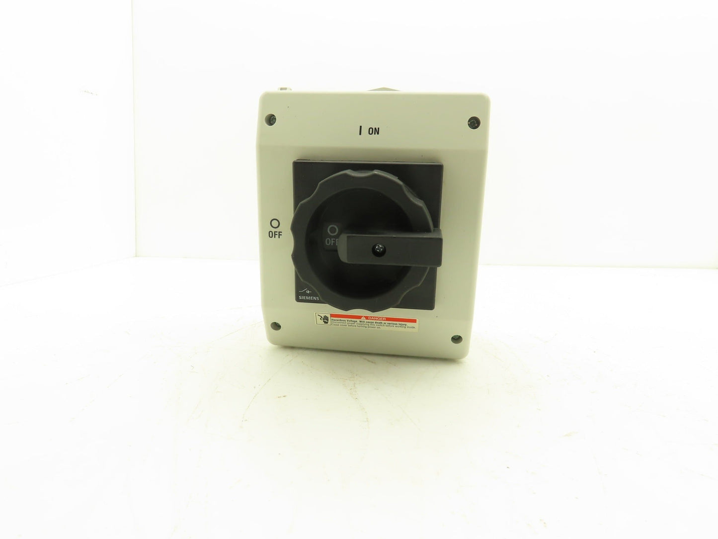 Siemens 3LD2565-1GP51-0US2 Rotary Disconnect Switch 63A 600VAC