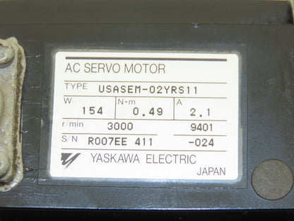 Yaskawa USASEM-02YRS11 AC Servo Motor 154W 3000rpm w/Encoder Right Angle Output