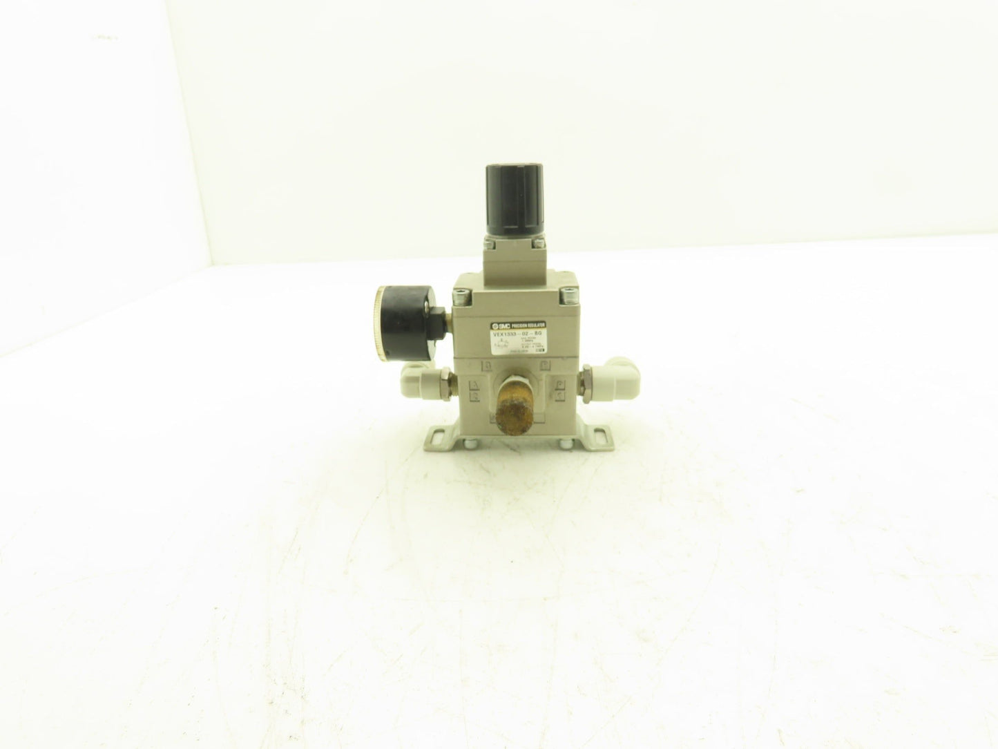 SMC VEX1333-02-BG Pneumatic Air Power Valve Precision Regulator 145psi w/Gauge