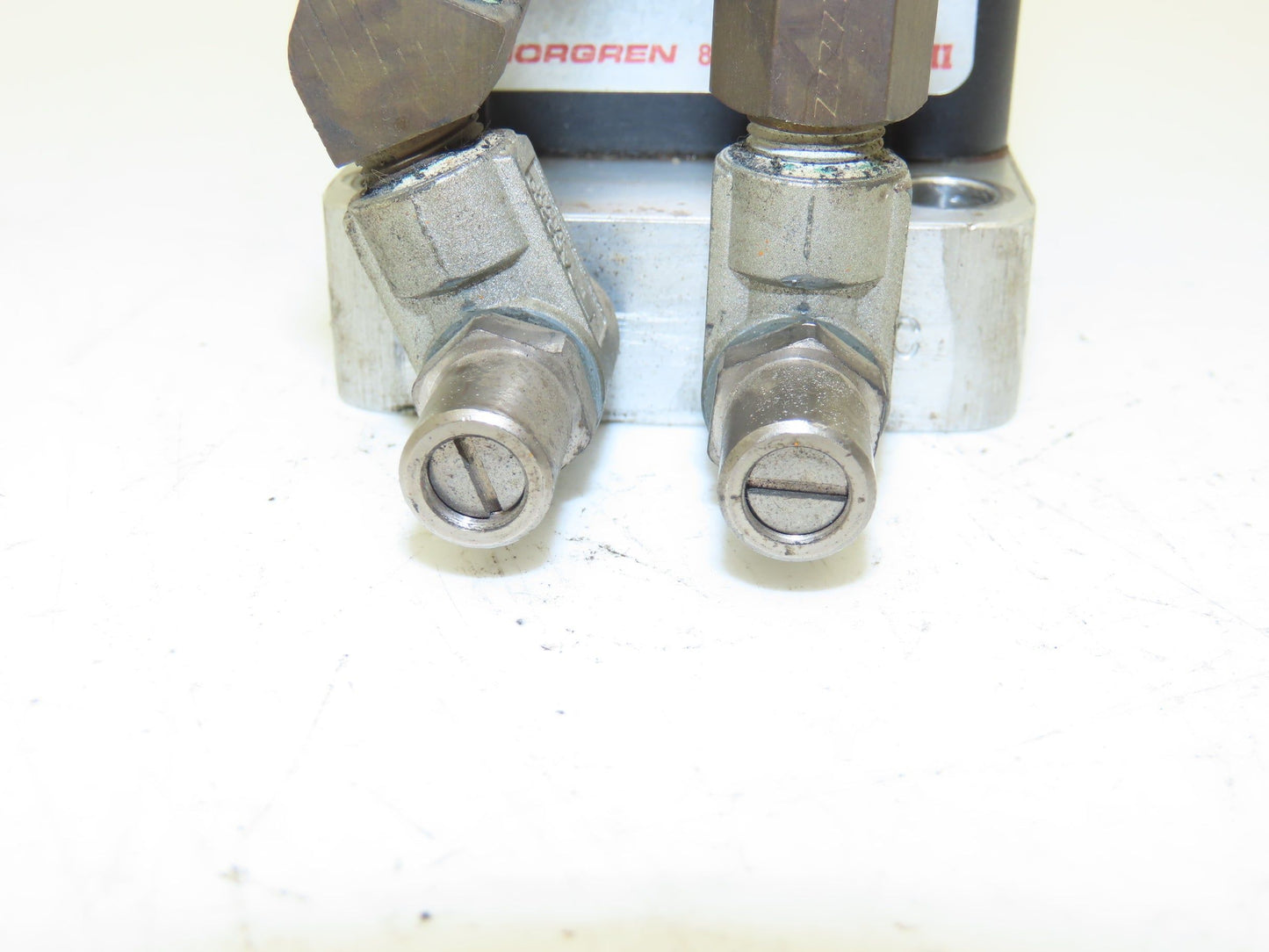 Norgren GL500-J11F5A1GXE4 Pneumatic Gripper Clamp 0396-04KN