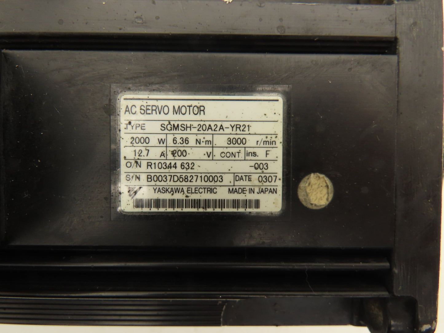 Yaskawa SGMSH-20A2A-YR21 AC Servo Motor 2000W 3000rpm 200VAC w/Encoder