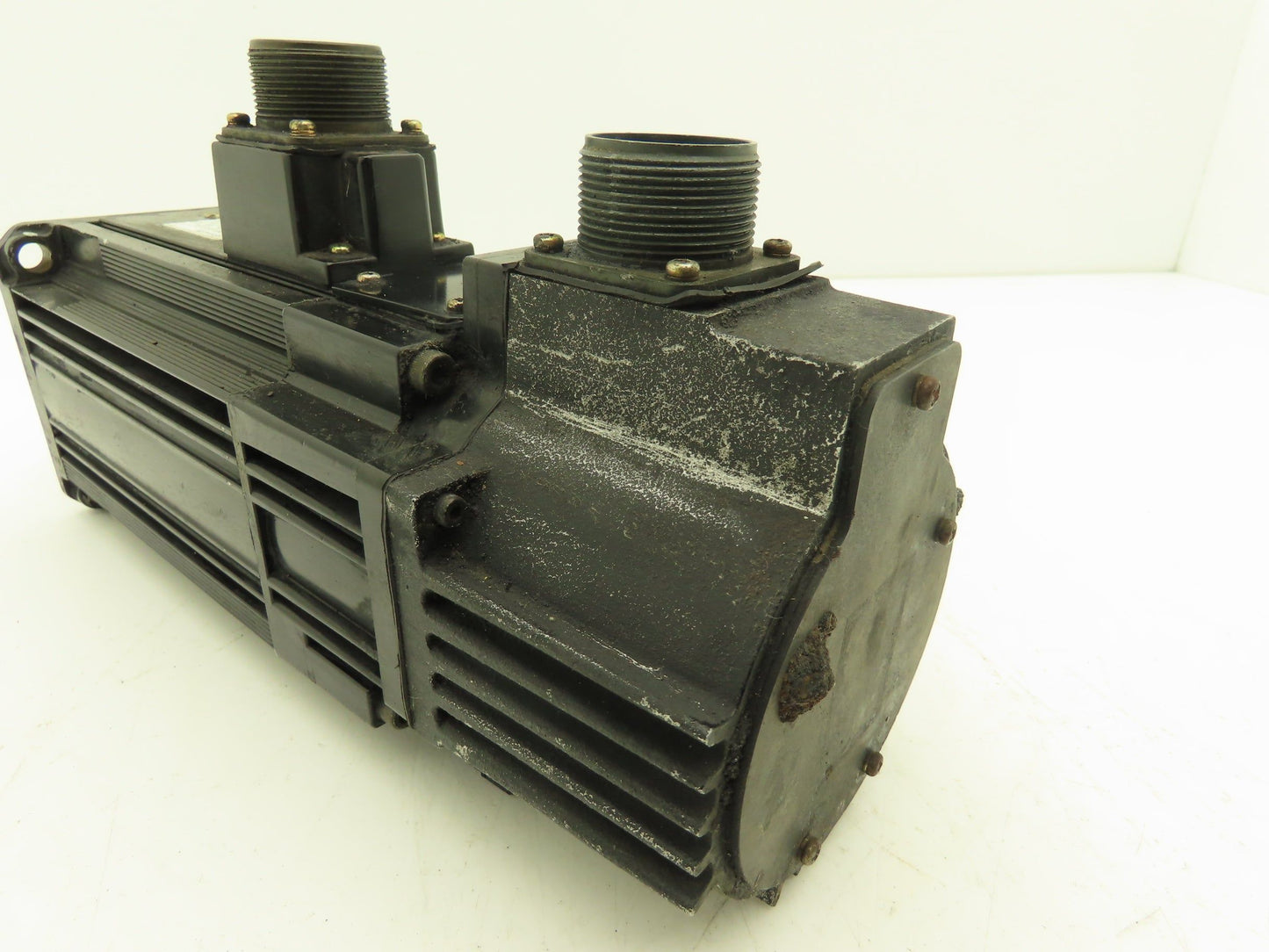 Yaskawa SGMSH-20A2A-YR21 AC Servo Motor 2000W 3000rpm 200VAC w/Encoder