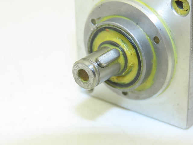 Matsushita TS 4502N8036E200 AC Servo Motor 50W 200V With Encoder 8mm Shaft