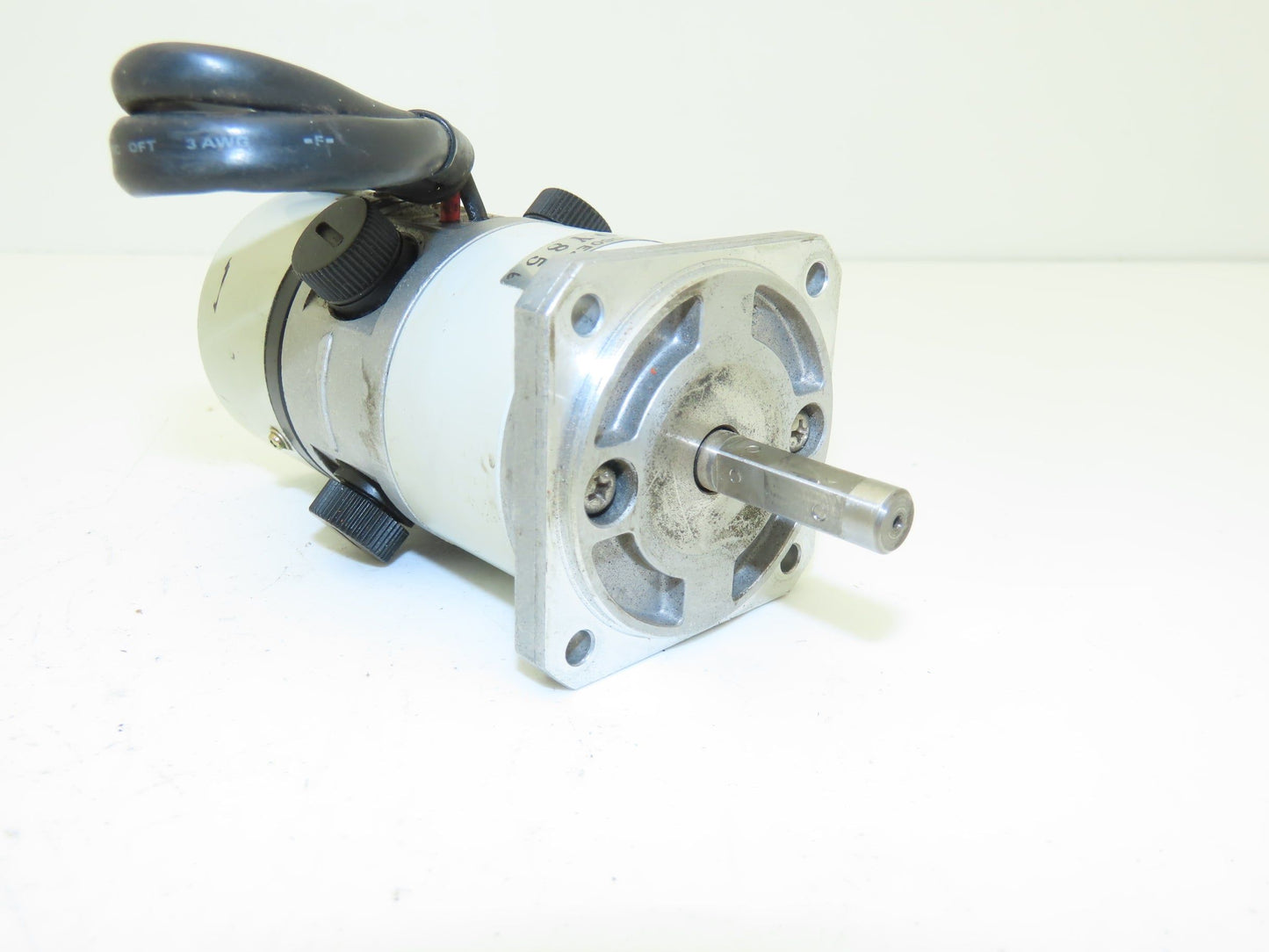 Quality Import DH 052-060E4N01 DC Servo Motor With Encoder 7mm Shaft
