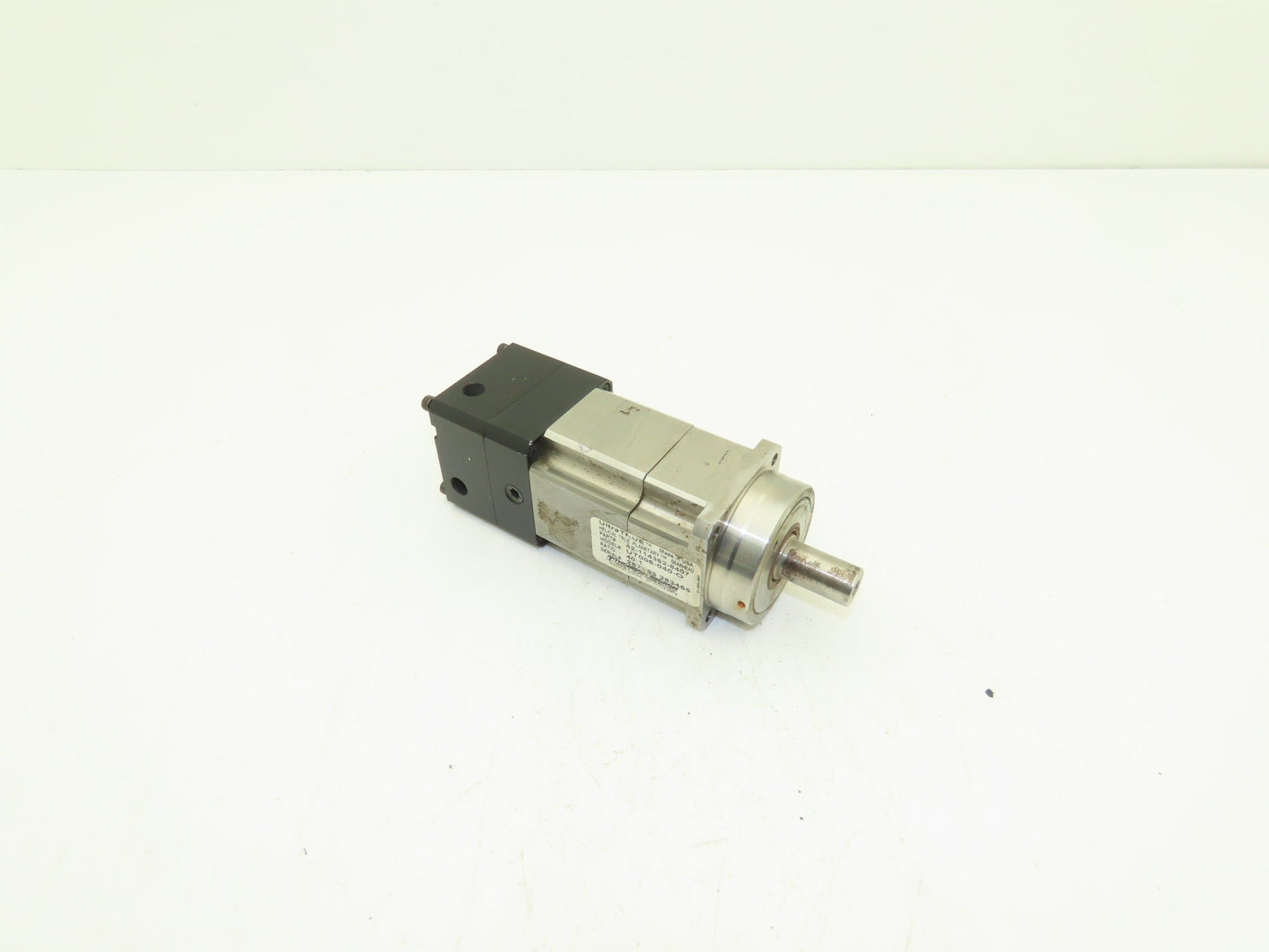 Thomson Micron UT006-040-O Inline Servo Planetary Gearbox 40:1 Reducer 43rpm