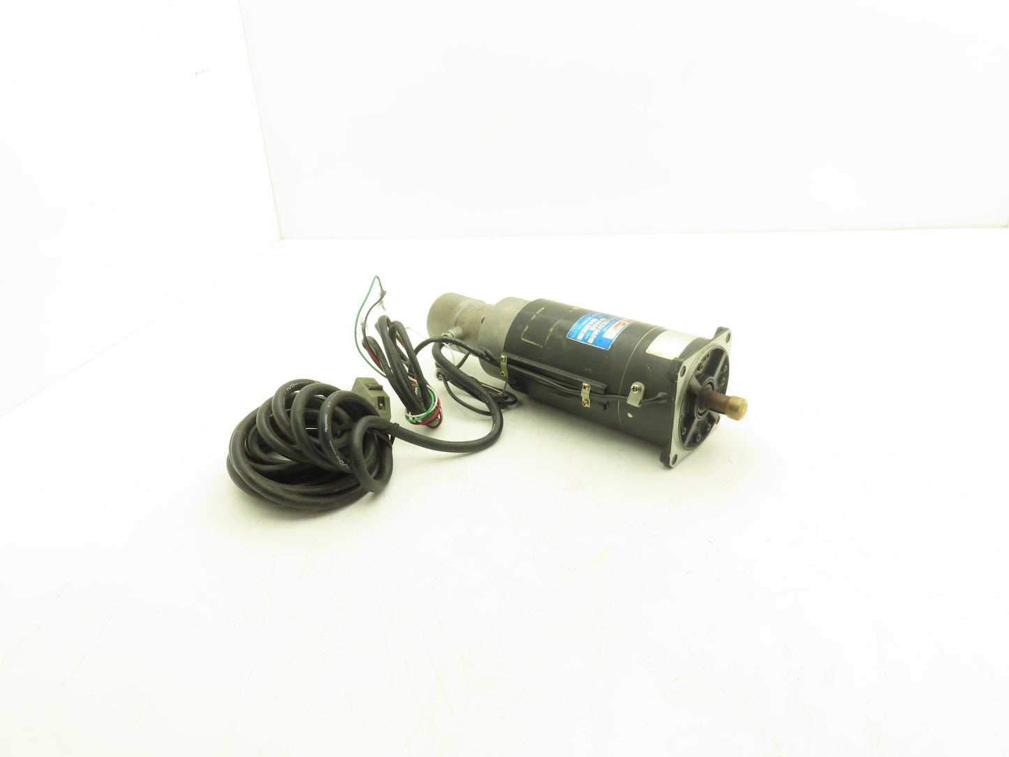 Sanyo Denki 45BM014HBC00 AC Servo Motor 0.4kW 3000rpm W/Encoder MRE-256SP052FSS