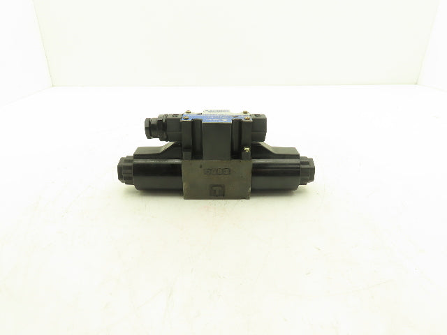 Tokimec DG4V-3-7C-M-P7-H-7-52 Directional Control Solenoid Valve 4/3 24V