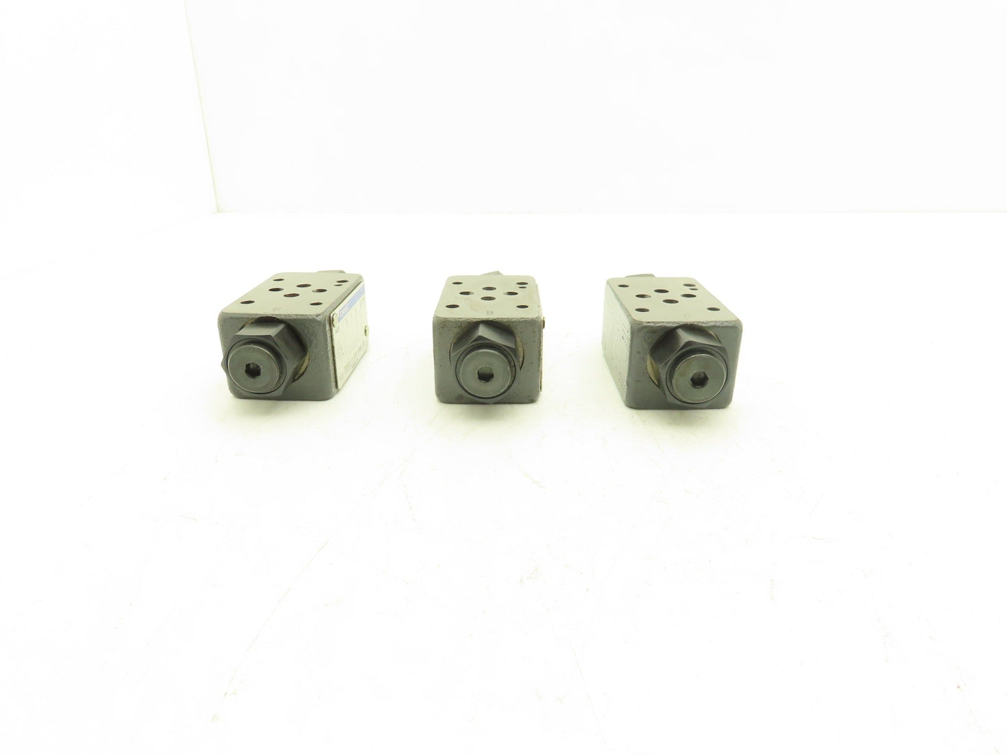 Tokimec TGMPC-3-ABK-BAK-50 Hydraulic Check Valve D03  Lot of 3
