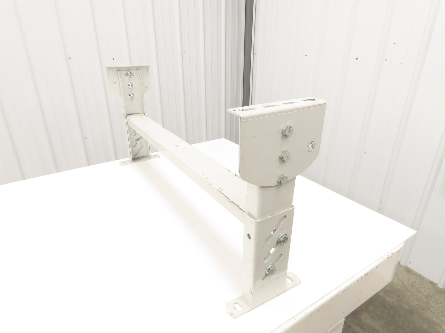 Hytrol HPS-6 43"W Conveyor Leg Stationary Floor Support 19-5/8" to 25-5/8" WHITE