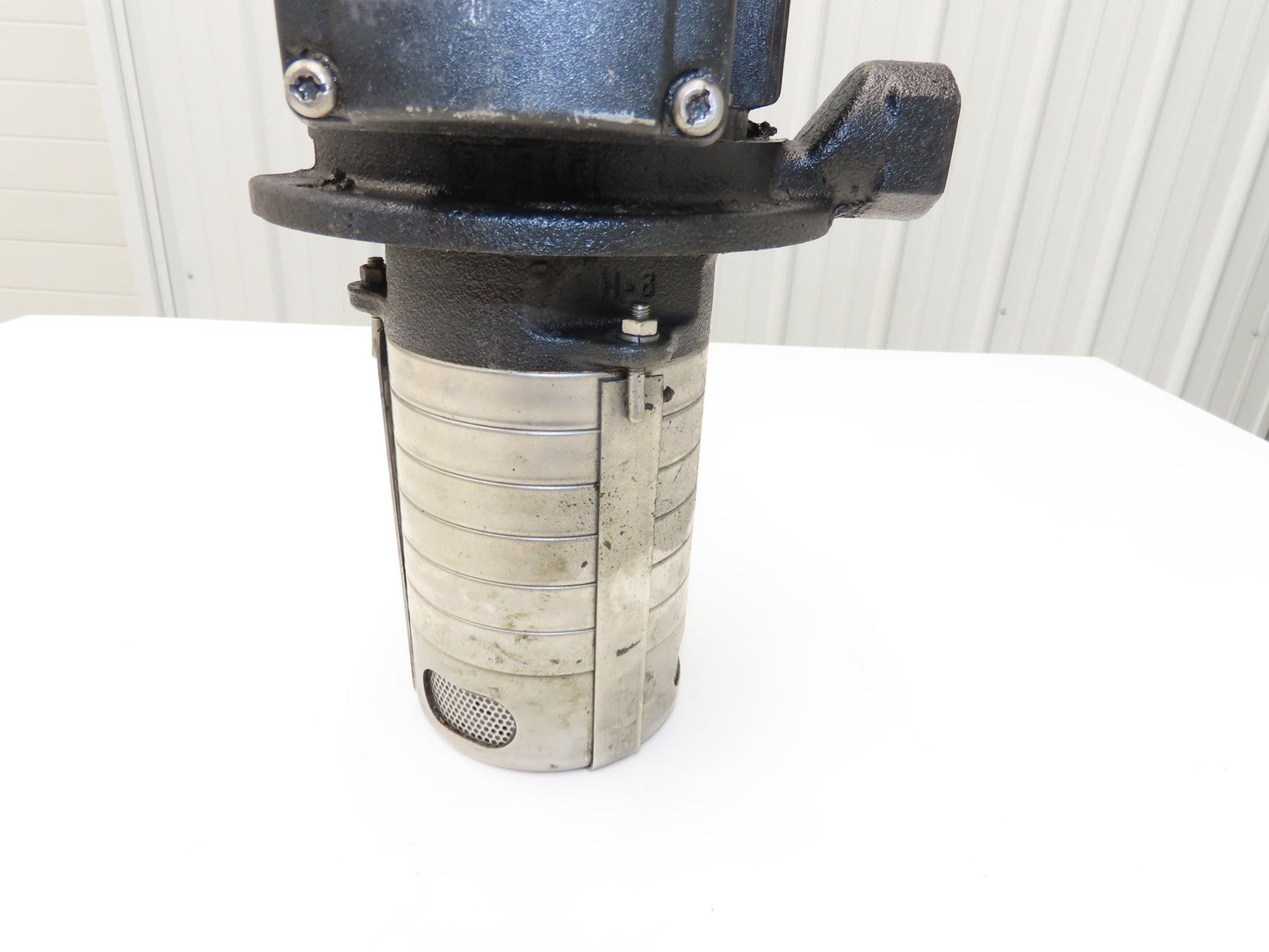 Grundfos MTH2-60/4 A-W-A-AUUV Immersion Coolant Pump 40 L/min 230V 3PH 3/4"npt