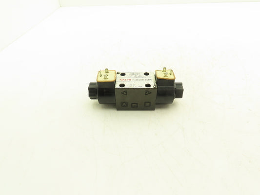 Nachi Hydraulic Directional Solenoid Valve 3 Pos 4 Way 120V Coil