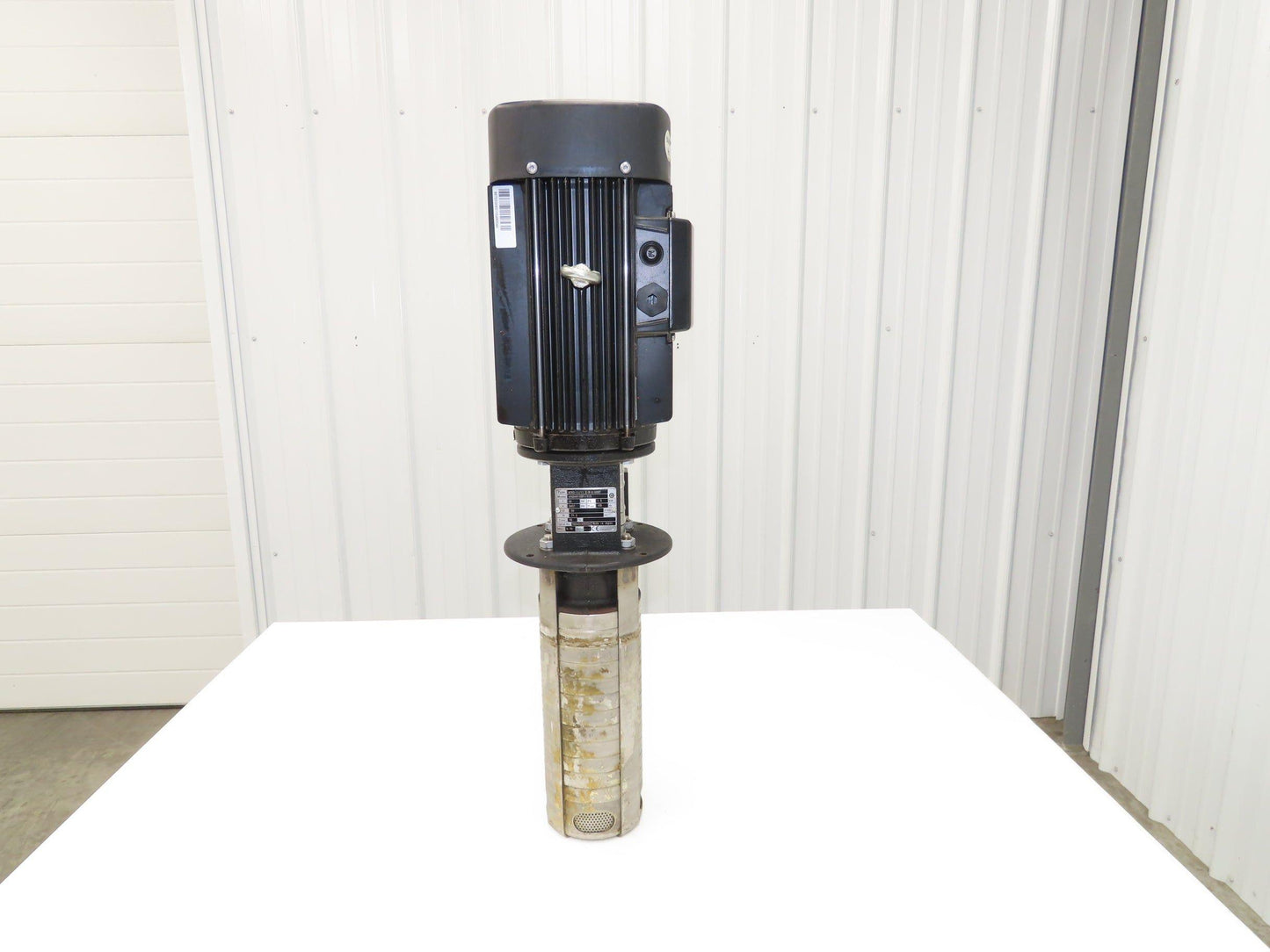 Grundfos MTR3-11/11 D-M-A-AQQV Immersion Coolant Pump 58L/min 230V 3PH 1.25"npt