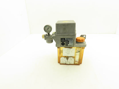 Showa LCB4-8299 Lubrication Oil Pump Machine Oiler 2L Tank 0.1 L/Min 200V