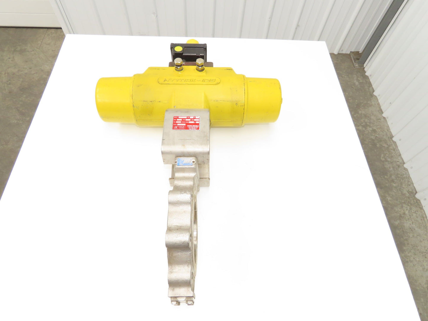 Velan 6" Stainless Butterfly Valve Air Operated Hytork 1125 Actuator Positioner