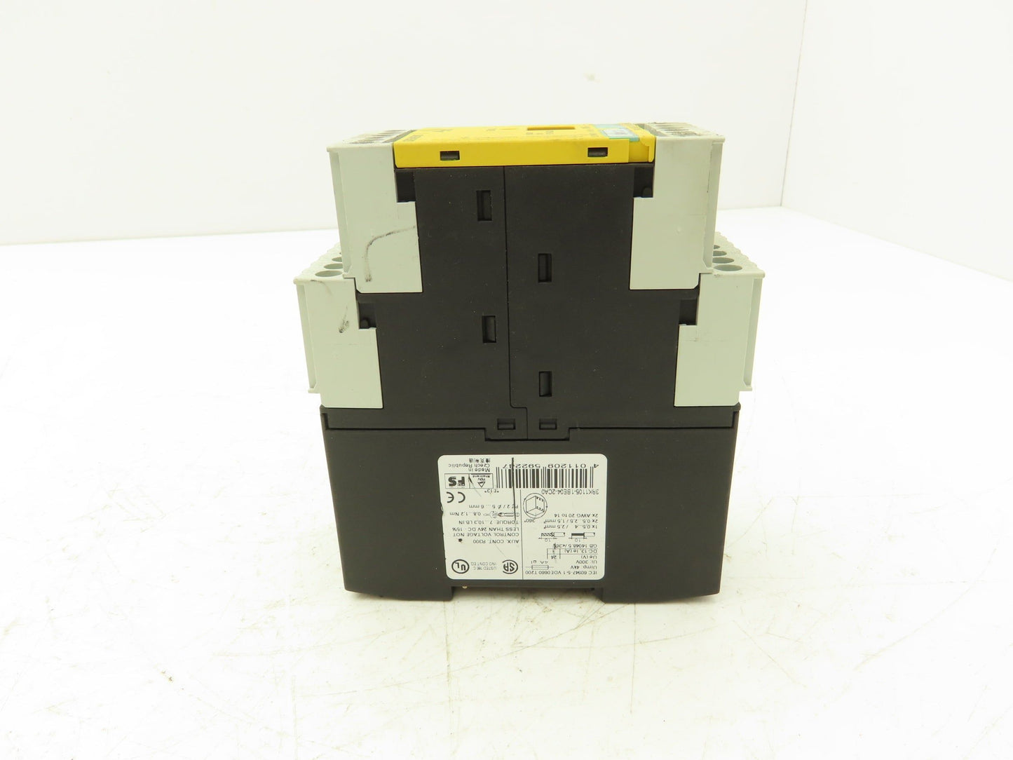 Siemens 3RK1105-1BE04-2CA0 Current Monitor Safety Relay Module