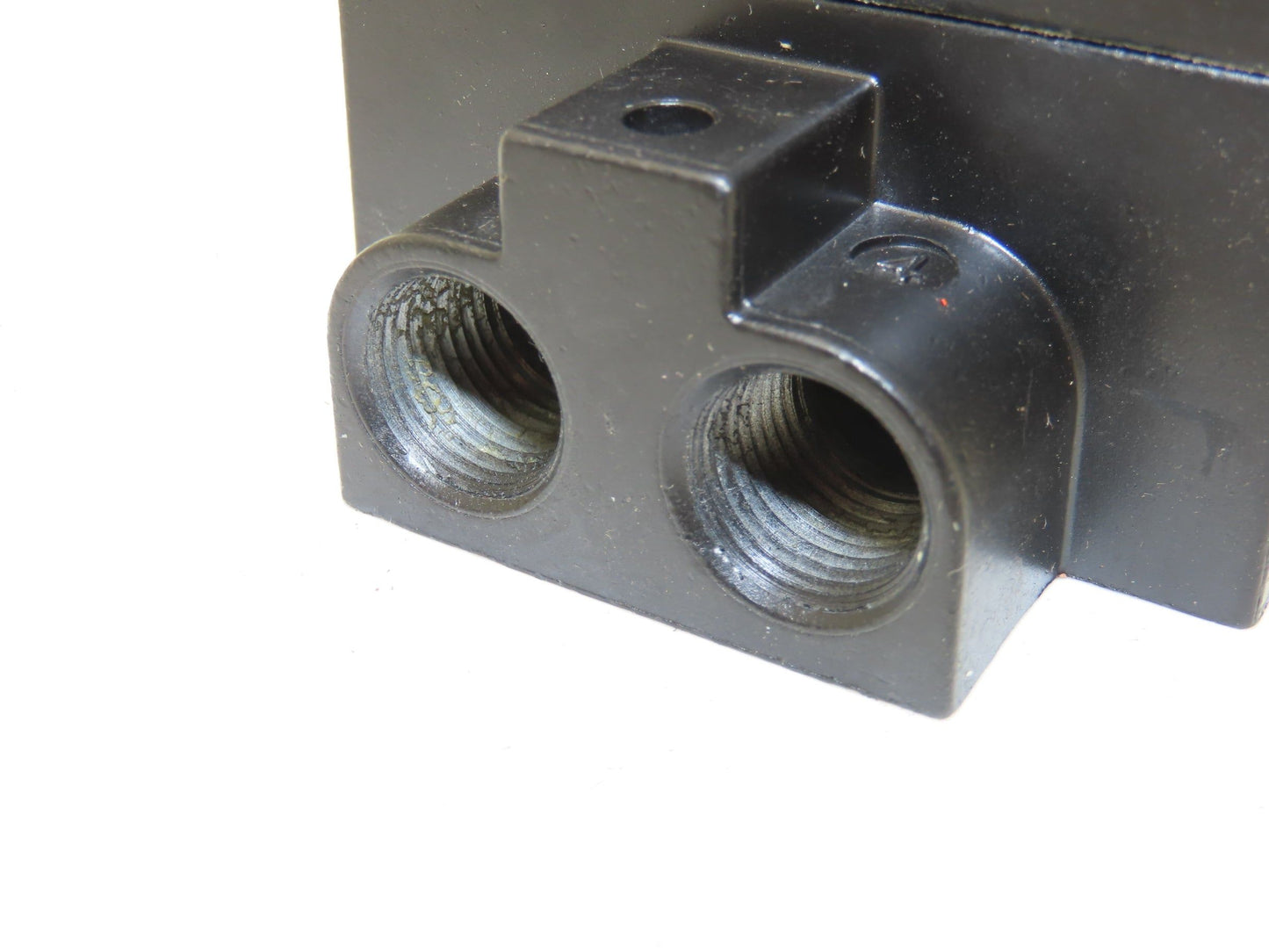 Aro Fluid Power A713SD-120A Pneumatic Solenoid Valve 150psi 3-Pos 4-Way 120V