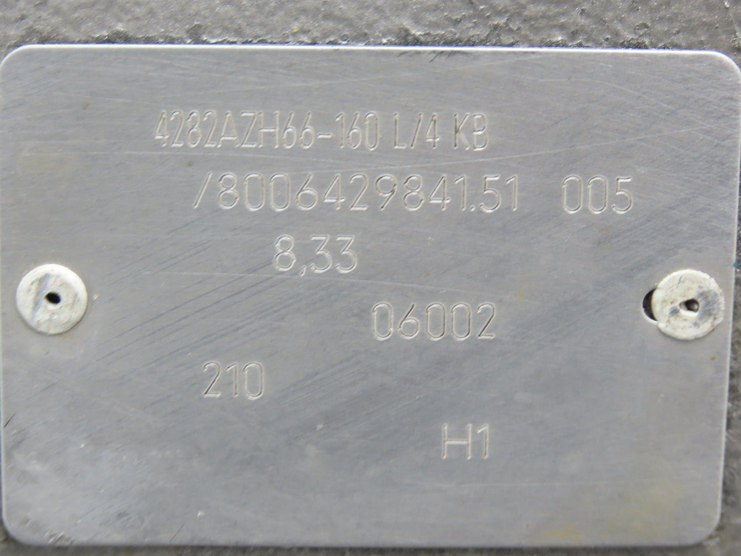 Nord SK 4282AZH66-160L/4KB Clincher Gearbox 8.33:1 Parallel Hollow Shaft 20Hp