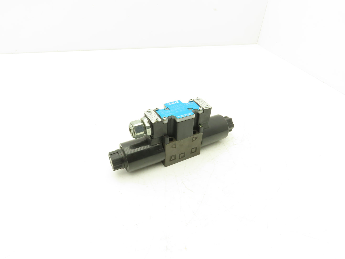 Nachi SL-G01-C6-R-D2-31 Hydraulic Directional Control Solenoid Valve 24VDC
