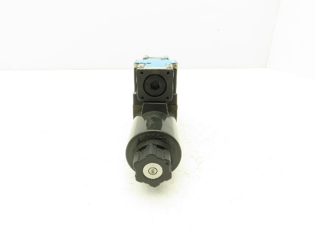 Nachi SL-G01-E3X-R-D2-31 Hydraulic Directional Control Solenoid Valve 24VDC