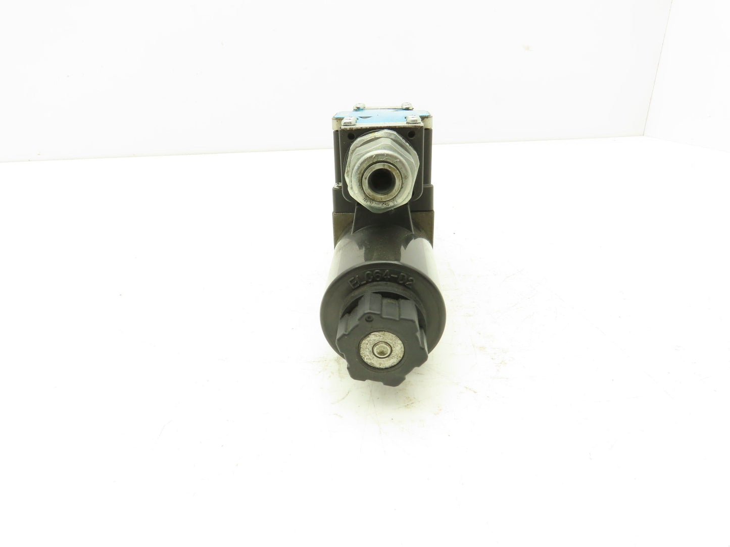 Nachi SL-G01-E3X-R-D2-31 Hydraulic Directional Control Solenoid Valve 24VDC