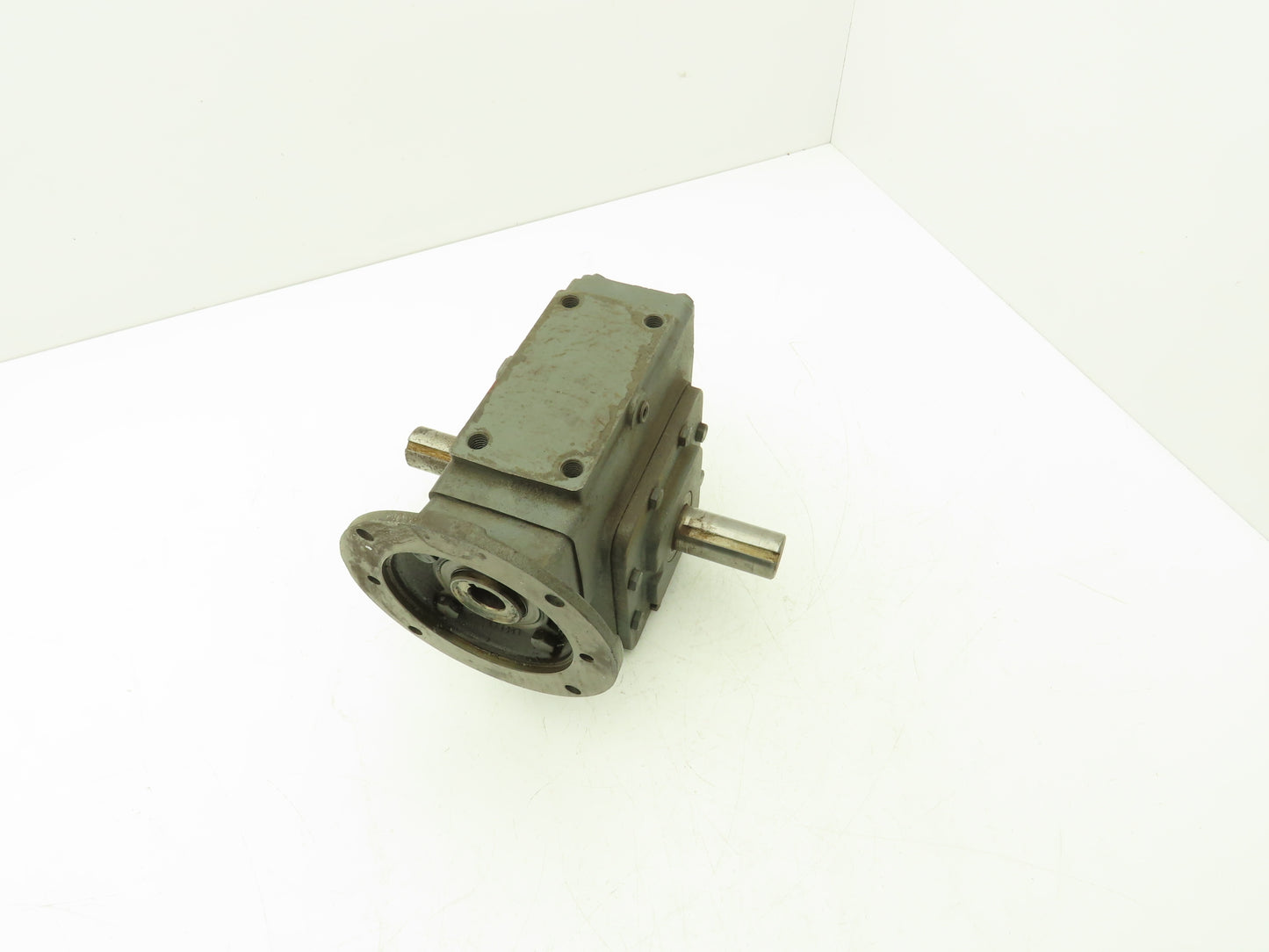 Winsmith 926MDN Worm Gearbox 30:1 Reducer 1.33Hp 58rpm 143/145TC Dual Shaft