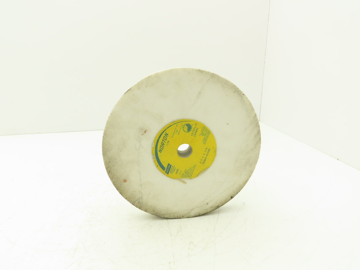 Norton C6393120144001 White Grinding Wheel 8x1x3/4" 3600 RPM 38A60-K5VBE