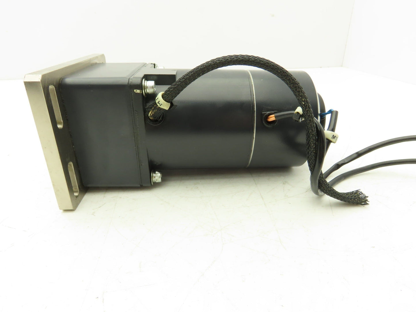 Oriental Motor MBM425-411 Brake Gearmotor 75:1 Ratio 25W 30rpm 100VAC 1PH