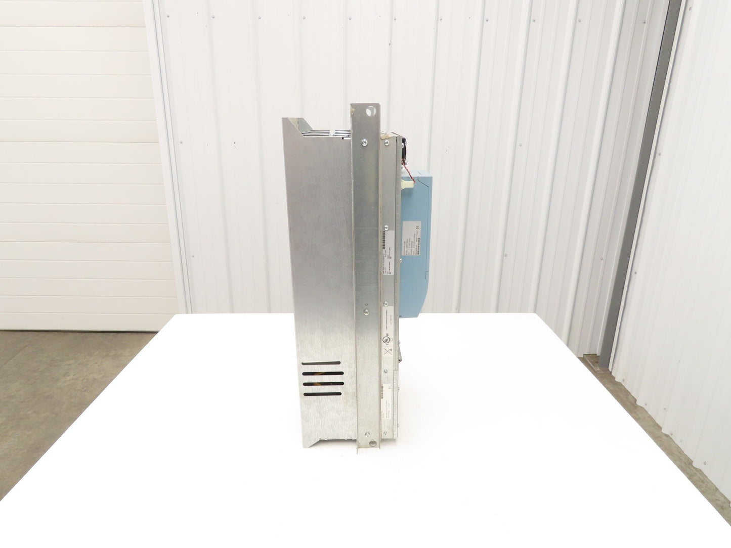 Konecrane D2V030NF1006 Dynahoist VFD Variable Frequency Drive 30kw 40Hp 480V 61A