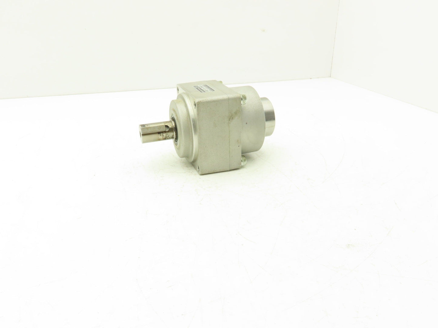 Nidec Shimpo VRSF-3D-28HA24 ABLE Inline Gearbox 3:1 Reducer Planetary Gear
