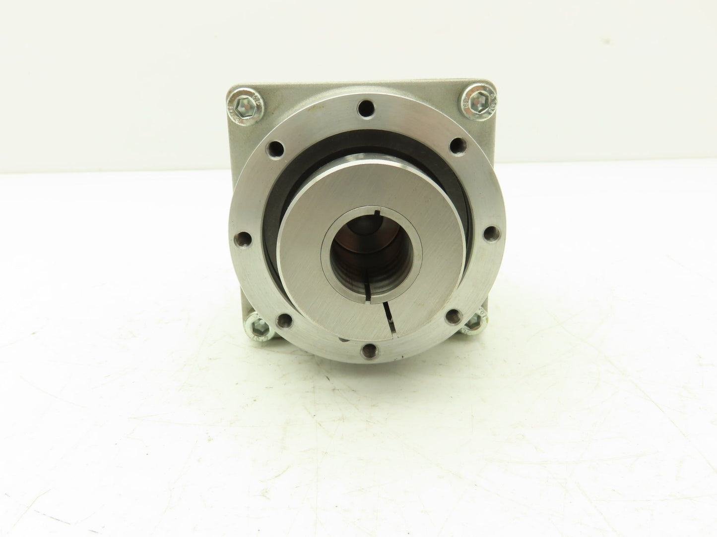 Nidec Shimpo VRSF-3D-28HA24 ABLE Inline Gearbox 3:1 Reducer Planetary Gear