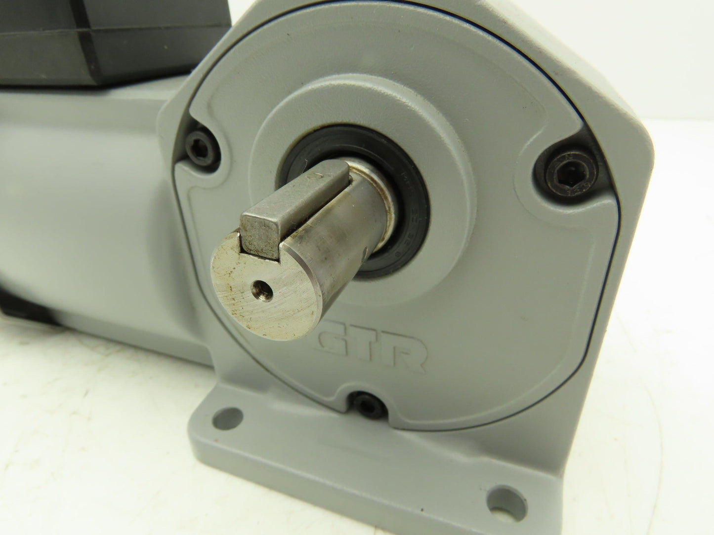 Nissei HLMN-18R-50-T90C GTR Inline Gearmotor 50:1 Ratio 90W 31rpm 220V 3PH