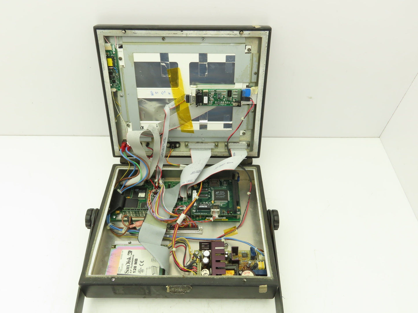ABB Radisys 3HAB 8572-1/06 Operator Interface Panel Computer